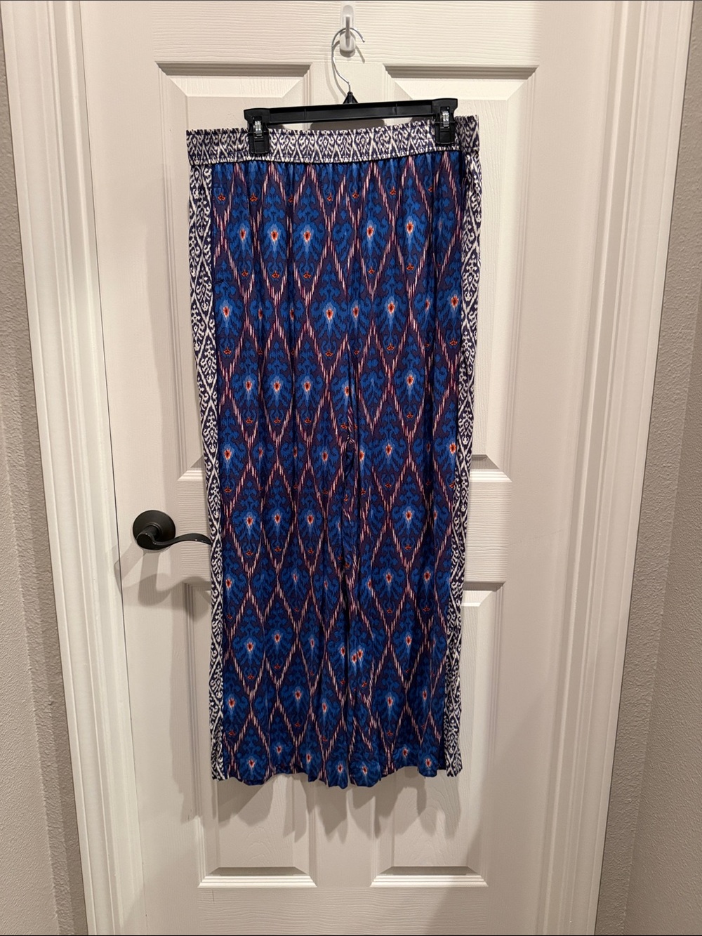 Anthropology - Blue Printed flowy pants